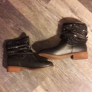 Cute Roper rhinestone boots size 8.5